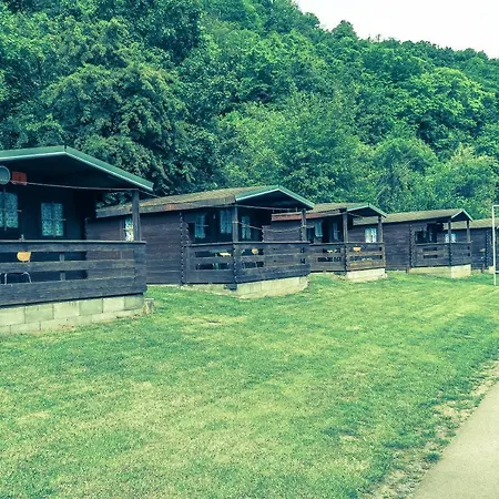 Lodge Chatky-bitov 399 Bitov (Znojmo)